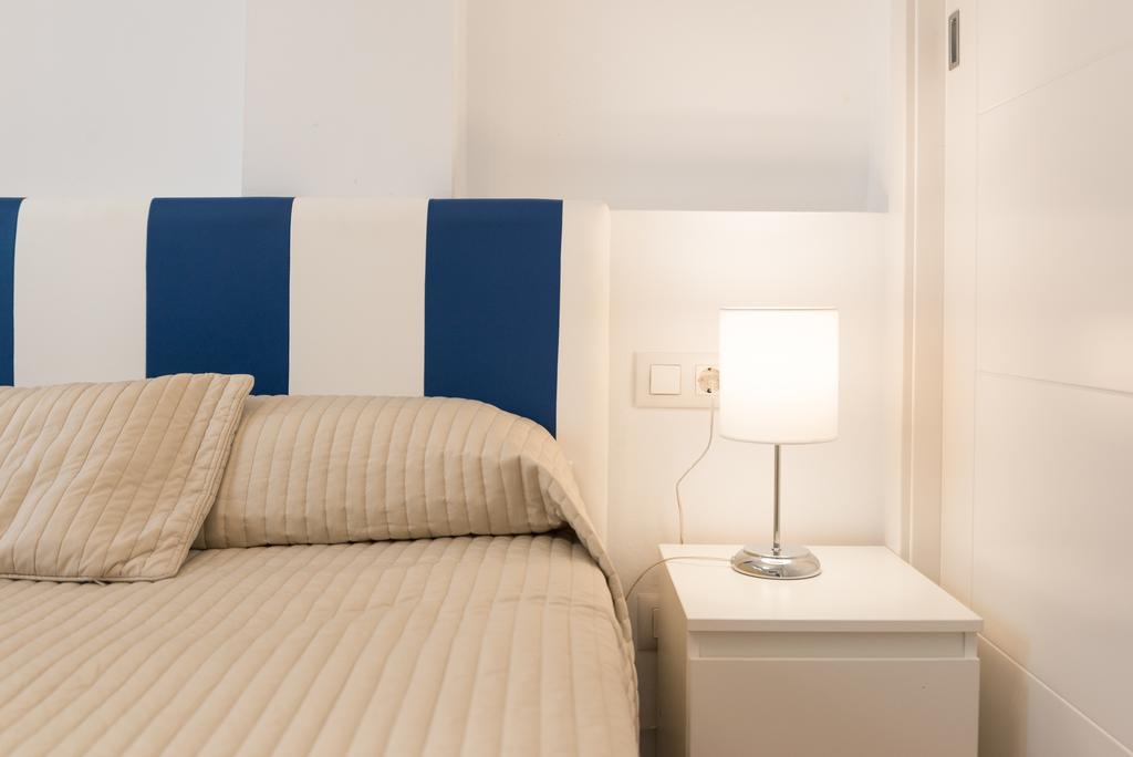 Apartment Bolivia 260 Malaga Bagian luar foto