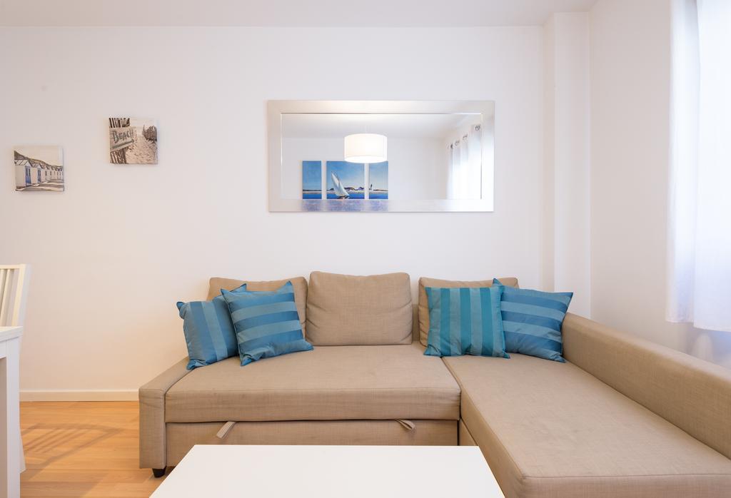 Apartment Bolivia 260 Malaga Bagian luar foto