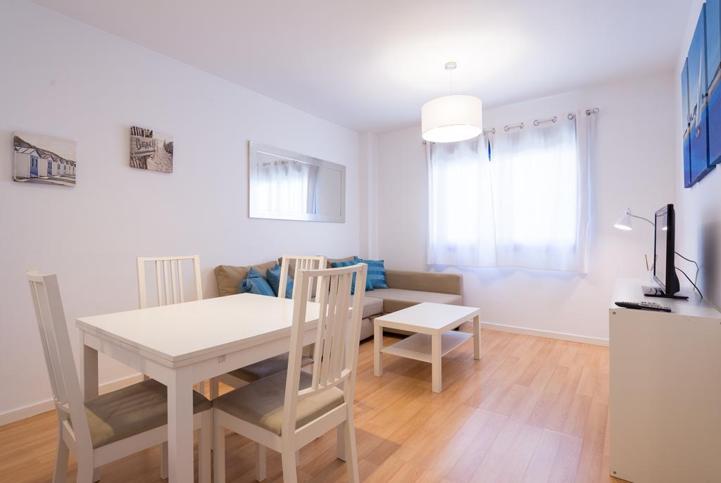 Apartment Bolivia 260 Malaga Bagian luar foto